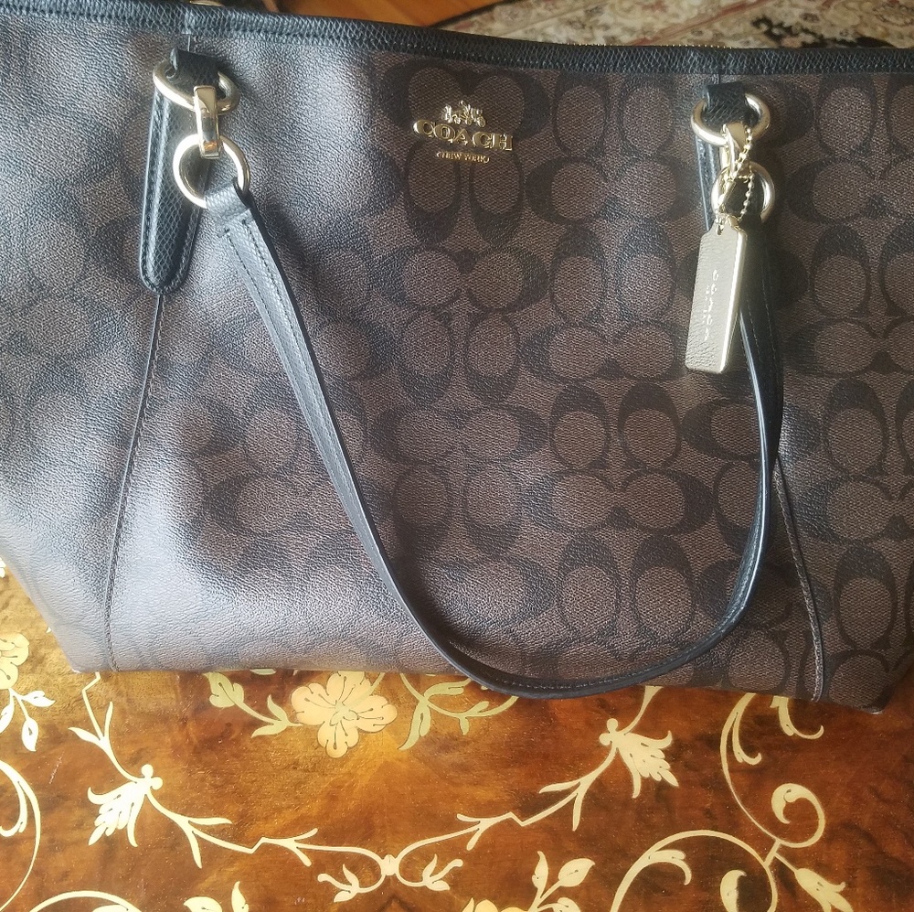 Coach Handbag, good condition